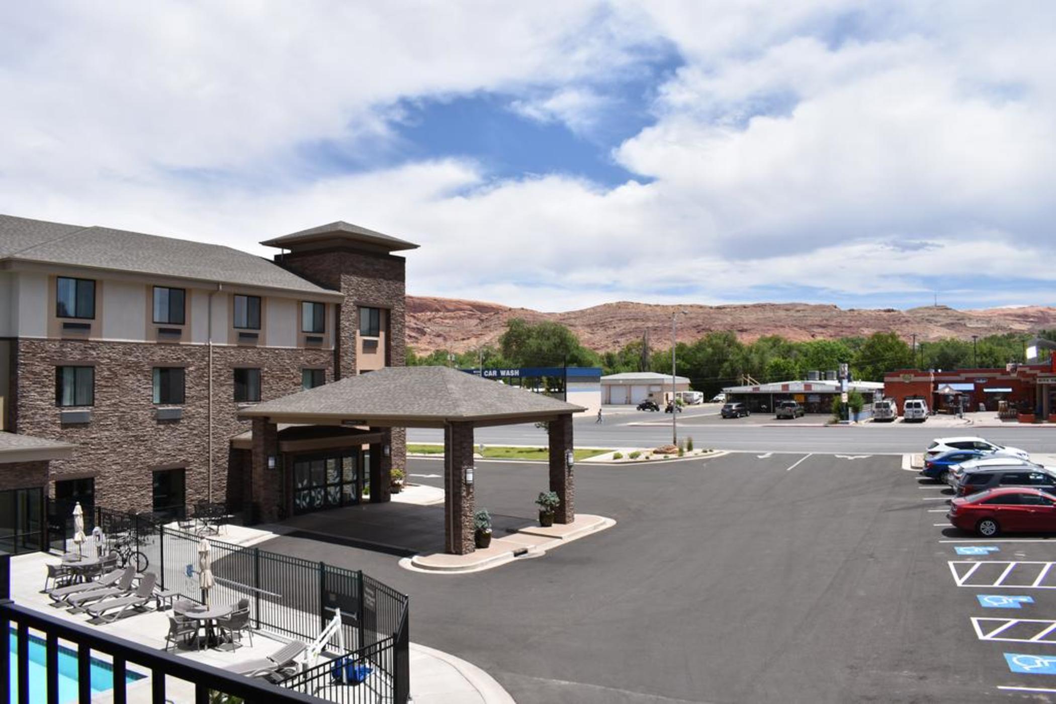 Mainstay Suites Moab Near Arches National Park Экстерьер фото
